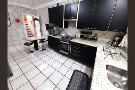 33_photo/95273a4f57.04f4efb4ec0e2ec3-ATLAS-979e50bd-dc3c-4c51-95d5-79d293875acf.jpg de casa à venda com 4 quartos, 241m² em Carianos, Florianópolis