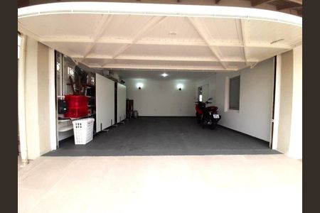 44_photo/95273a4f57.04f4efb4ec0e2ec3-ATLAS-9fcafc94-9c93-4e6f-a868-1dc9138959a7.jpg de casa à venda com 4 quartos, 241m² em Carianos, Florianópolis