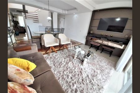 17_photo/95273a4f57.141f3b0b3d8229cd-ATLAS-6fea4ec7-c778-4ebb-aa5c-4dc61aeebdd3.jpg de casa à venda com 4 quartos, 241m² em Carianos, Florianópolis