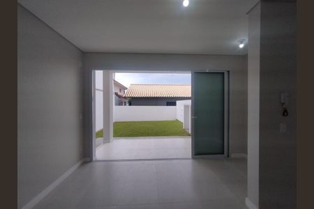 19_photo/95273a4fc5.5d39709a9105c5d4-ATLAS-f2c246b9-0f32-4e2d-8914-8e5d47fc6e8d.jpg de casa à venda com 3 quartos, 144m² em Carianos, Florianópolis