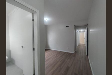 21_photo/95273a4fcf.730c0fc270181a97-ATLAS-3ac96cbf-cea3-4d4f-8ab7-3c4f3b47d1aa.jpg de casa à venda com 3 quartos, 144m² em Carianos, Florianópolis