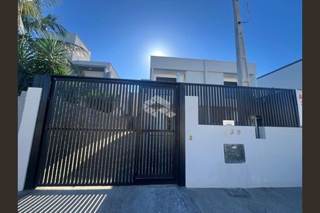 2_photo/95273a4ff1.b24a59dfe16413ee-ATLAS-04ffdbec-a059-41f4-9540-326d939d1db8.jpg de casa à venda com 3 quartos, 132m² em Carianos, Florianópolis