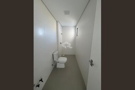 10_photo/95273a4ff1.b24a59dfe16413ee-ATLAS-3514937e-3cba-4e4b-a9de-b9a520bc866f.jpg de casa à venda com 3 quartos, 132m² em Carianos, Florianópolis