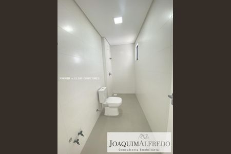 12_photo/95273a4ff1.c004be0b05d3a304-ATLAS-6fe9bd54-8e5f-41ca-a7ef-9257ef979ccd.jpg de casa à venda com 3 quartos, 132m² em Carianos, Florianópolis