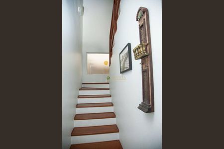 2_photo/95273a5005.ec8758d20009ae41-ATLAS-1c1e6407-e52b-4a82-a86d-36f3e2e9d854.jpg de casa à venda com 4 quartos, 200m² em Carianos, Florianópolis