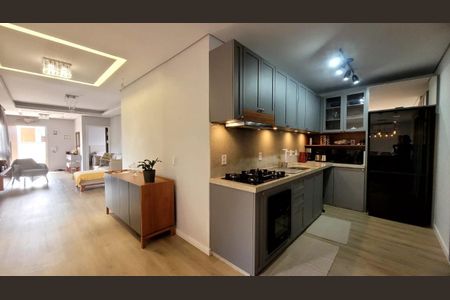 12_photo/95273a5013.db01357aa49deb94-ATLAS-edfa8c45-e072-40e1-bf7e-76d9c6e15e10.jpg de casa à venda com 2 quartos, 138m² em Carianos, Florianópolis