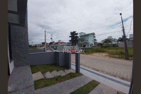 23_photo/95273a502b.9f2f9dbf5e089871-ATLAS-b4518ccd-9dfe-4d26-bd49-a7ec46cbd53f.jpg de casa à venda com 3 quartos, 187m² em Carianos, Florianópolis