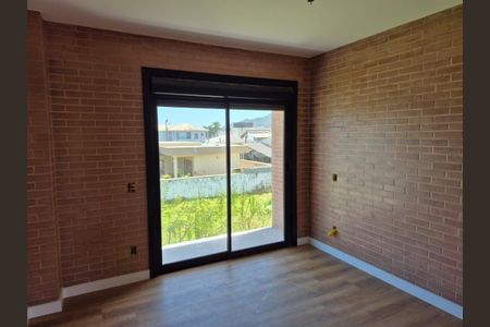 13_photo/95273a506b.aa4c0e778d0e5fa9-ATLAS-10ec4cce-2ddf-4791-b414-615c16f6d2eb.jpg de casa à venda com 3 quartos, 142m² em Carianos, Florianópolis