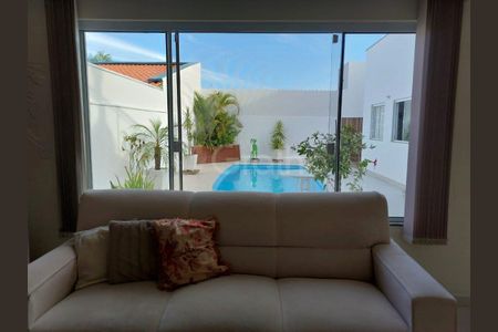 19_photo/95273a5ae9.bd2dffe6b68feeb7-ATLAS-3b0b9f20-5e90-4f56-a3cd-69fd47d473d7.jpg de casa à venda com 4 quartos, 321m² em Carianos, Florianópolis