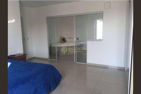 11_photo/95273a5b21.70986b2d83168018-ATLAS-9ffee1b7-14a3-46bc-b40a-ab62dfb64ed6.jpg de casa à venda com 4 quartos, 274m² em Carianos, Florianópolis