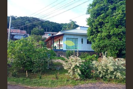 12_photo/95273a94d5.4bd2615f33144f40-ATLAS-688da9fa-637a-46c8-9fbd-92eea4a02fa3.jpg de casa à venda com 3 quartos, 144m² em Ribeirão da Ilha, Florianópolis