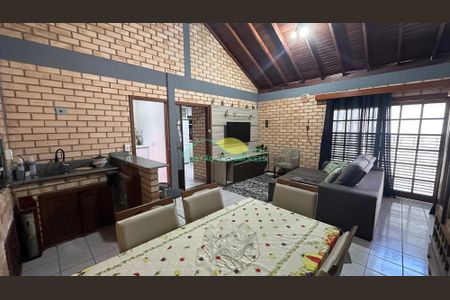 3_photo/95273a9a53.70cd6f6c67f8ff3b-ATLAS-65c75eb8-82b9-41b0-be14-64924e53efca.jpg de casa para alugar com 2 quartos, 90m² em Ribeirão da Ilha, Florianópolis
