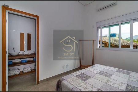 35_photo/95273ac3d5.adbb37f92a381176-ATLAS-7d566fad-bbe4-413d-b977-fe46b098298a.jpg de apartamento para alugar com 4 quartos, 459m² em Alto Ribeirão, Florianópolis