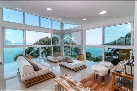 4_photo/95273ac3d5.adbb37f92a381176-ATLAS-8d3731a0-9676-47c3-9395-3ae105cb4e1b.jpg de apartamento para alugar com 4 quartos, 459m² em Alto Ribeirão, Florianópolis