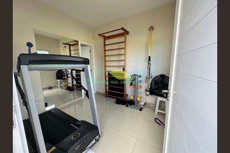 2_photo/95273ad8a1.b63fb19834d8465e-ATLAS-b0a995a4-1336-4e7d-984d-3a53df07f6bf.jpg de casa à venda com 3 quartos, 116m² em Alto Ribeirão Leste, Florianópolis