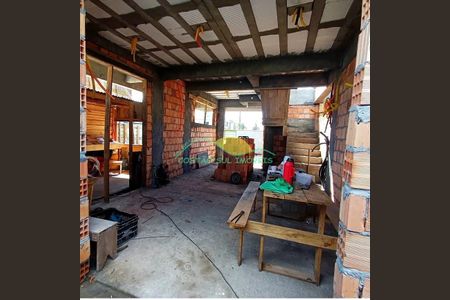 5_photo/95273ad8c9.ceff8192393c33de-ATLAS-17e9425d-c0f3-4fd4-8b43-8583e2fb6d64.jpg de casa à venda com 3 quartos, 165m² em Alto Ribeirão Leste, Florianópolis