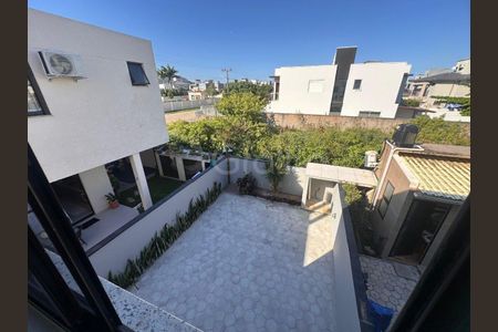 18_photo/95273ada3d.ef9097c2fd5b064b-ATLAS-761ffbc6-7d93-43e9-8c14-6047d47f931b.jpg de casa à venda com 3 quartos, 118m² em Alto Ribeirão, Florianópolis