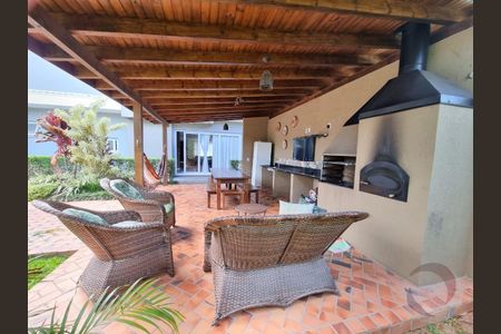36_photo/95273b04bf.a15f321e408d66f6-ATLAS-7f28f415-7403-45fe-a6d0-eae6b3f410e8.jpg de casa à venda com 4 quartos, 277m² em Autódromo, Florianópolis