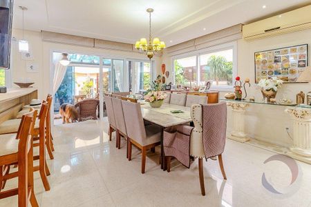 20_photo/95273b04c5.e1d2c46bde3eb79c-ATLAS-1f1c4fef-4bbb-4156-ab1e-2a95d4d69246.jpg de casa à venda com 5 quartos, 313m² em Autódromo, Florianópolis