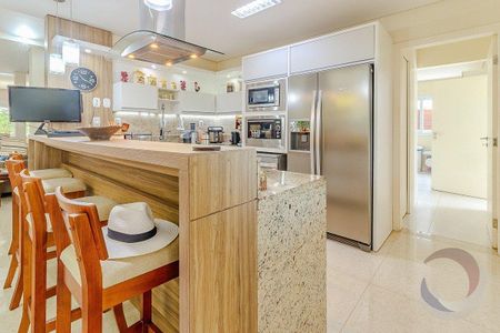 19_photo/95273b04c5.e1d2c46bde3eb79c-ATLAS-e5dffe25-0d50-4680-befd-7f537d7691f0.jpg de casa à venda com 5 quartos, 313m² em Autódromo, Florianópolis