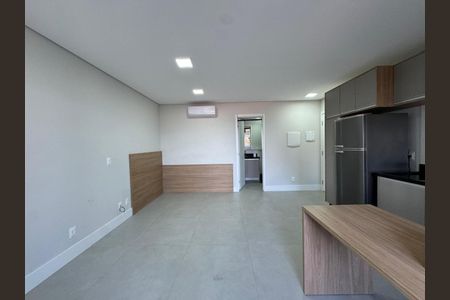 10_photo/95273b0895.7fc37c6fa5c7db60-ATLAS-eca2c8a3-951f-46e1-aa89-9467bde78e90.jpg de kitnet/studio à venda com 1 quarto, 36m² em Campeche Central, Florianópolis