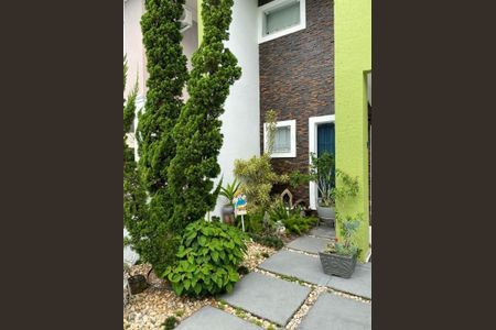 12_photo/95273b0895.aef4de6394ba8e6d-ATLAS-42d751f4-1165-45c8-9254-e0702d7b50fb.jpg de casa à venda com 3 quartos, 144m² em Campeche Central, Florianópolis