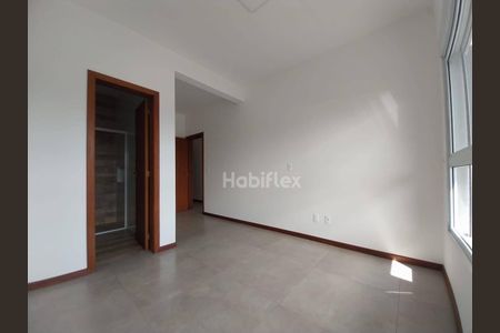 12_photo/95273b0961.6e41f04a6e4e75db-ATLAS-745d4bd7-7f06-4467-aff4-47475c09e7ba.jpg de casa à venda com 3 quartos, 124m² em Campeche Central, Florianópolis