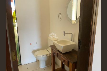 9_photo/95273b0a2f.4cea1a0b3f6bbd2f-ATLAS-36a1dcc9-5e29-4371-8d7e-d64a51491321.jpg de casa à venda com 6 quartos, 229m² em Campeche Central, Florianópolis