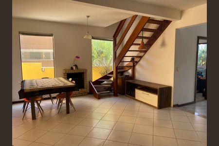 2_photo/95273b0a33.935c805baf9a7d1f-ATLAS-8c10d84c-d734-41ba-bbb9-c0f3e59b661c.jpg de casa à venda com 6 quartos, 189m² em Campeche Central, Florianópolis