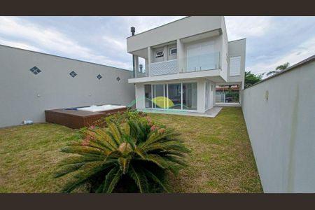 18_photo/95273b0e17.bbd0c06dccd8b6dc-ATLAS-2c07e87b-d7f6-4e23-b105-519ea9e8c2dc.jpg de casa à venda com 3 quartos, 194m² em Campeche Central, Florianópolis