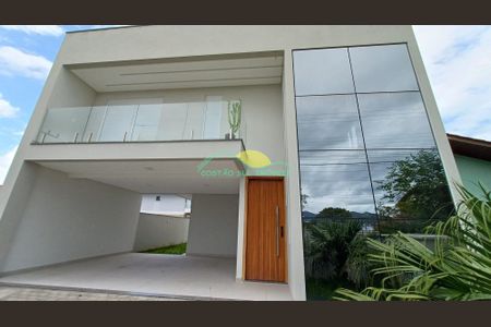 7_photo/95273b0e17.bbd0c06dccd8b6dc-ATLAS-85fadb2b-7a11-4de1-b1da-b0e0a46df54e.jpg de casa à venda com 3 quartos, 194m² em Campeche Central, Florianópolis