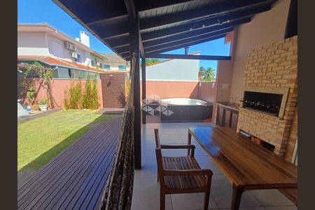 26_photo/95273b0e5d.b5f4e39731e4f05c-ATLAS-85874879-1a53-4daf-80ec-de634b0848a7.jpg de casa à venda com 3 quartos, 127m² em Campeche Central, Florianópolis