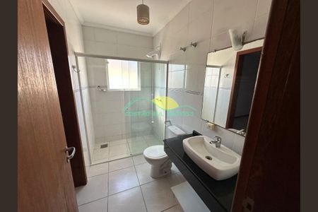 4_photo/95273b0e67.dc7b031a1d7e8bb1-ATLAS-25838dfd-7dcc-42e4-b727-b4baf2b7f789.jpg de casa para alugar com 3 quartos, 140m² em Campeche Central, Florianópolis