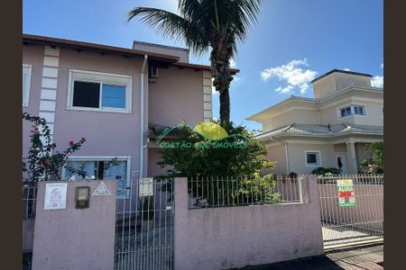 9_photo/95273b0e67.dc7b031a1d7e8bb1-ATLAS-68555a06-a64e-4b10-a7da-563c809a54ce.jpg de casa para alugar com 3 quartos, 140m² em Campeche Central, Florianópolis