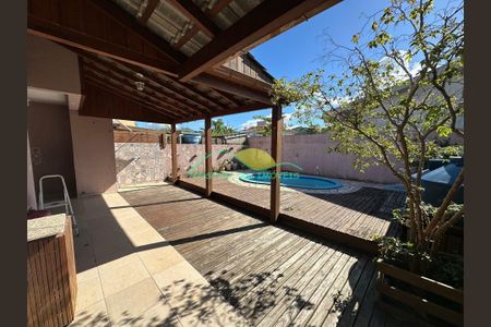 10_photo/95273b0e67.dc7b031a1d7e8bb1-ATLAS-6bdecdc9-ebd4-4ed3-9d70-8ef227b40c82.jpg de casa para alugar com 3 quartos, 140m² em Campeche Central, Florianópolis