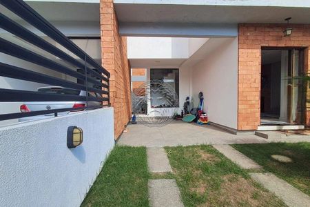 5_photo/95273b0e6d.2d0f88dd1dddff54-ATLAS-976dd2b9-7186-4922-a7f8-63a16e729e0b.jpg de casa à venda com 3 quartos, 123m² em Campeche Central, Florianópolis