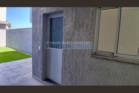 10_photo/95273b0ff1.0f81dd1a9a4f6ffb-ATLAS-1b9c57bb-06d7-47e0-b293-3d5353cfcd54.jpg de casa à venda com 3 quartos, 132m² em Campeche Central, Florianópolis