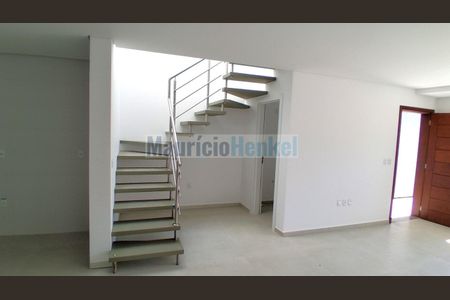 7_photo/95273b0ff1.0f81dd1a9a4f6ffb-ATLAS-5eb8ba2f-9bdf-49cc-95c4-ce6645c063e8.jpg de casa à venda com 3 quartos, 132m² em Campeche Central, Florianópolis