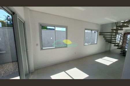 18_photo/95273b0ff1.ceff8192393c33de-ATLAS-99c31b8a-dc46-4205-8301-c1fbc4a689ae.jpg de casa à venda com 3 quartos, 132m² em Campeche Central, Florianópolis