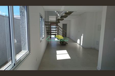 19_photo/95273b0ff1.ceff8192393c33de-ATLAS-e363e2d1-fd94-4d64-b8bb-fd1f61d0aa11.jpg de casa à venda com 3 quartos, 132m² em Campeche Central, Florianópolis