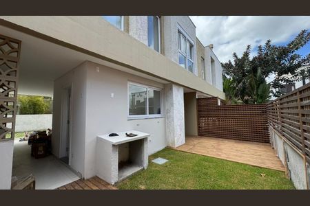 10_photo/95273b0ff5.f861ecc718bdcbd7-ATLAS-fb9aa439-e5bd-4c97-9c04-dc3d3a1353e2.jpg de casa à venda com 3 quartos, 123m² em Campeche Central, Florianópolis