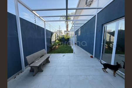35_photo/95273b101f.e6f02a1e96aef2b1-ATLAS-4d0f62b1-8b5a-49ff-83f3-f156bef32b4f.jpg de casa à venda com 2 quartos, 139m² em Campeche Central, Florianópolis