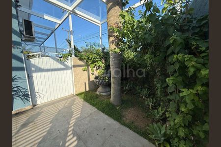 14_photo/95273b101f.e6f02a1e96aef2b1-ATLAS-5b752944-8a4b-49b3-b162-f471f3b2d186.jpg de casa à venda com 2 quartos, 139m² em Campeche Central, Florianópolis