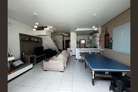 4_photo/95273b1023.1bb529b01f5e602e-ATLAS-aaaa7ded-a21e-4e20-9e76-d0ca0c079a90.jpg de casa à venda com 3 quartos, 122m² em Campeche Central, Florianópolis