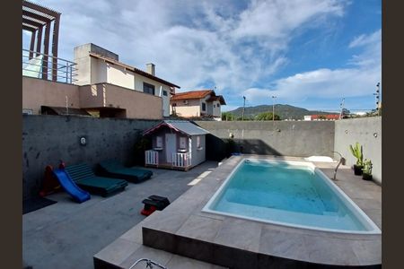 16_photo/95273b103d.d064f87ba2f4a60c-ATLAS-5b8f06cb-364a-4d95-a6ad-2f48a15a4ce7.jpg de casa à venda com 3 quartos, 114m² em Campeche Central, Florianópolis