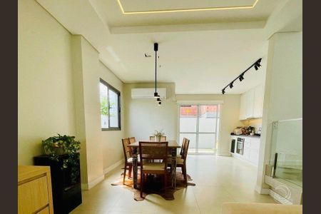 14_photo/95273b1123.d1265443f33742d1-ATLAS-83e2d475-ef59-4cff-ba1e-5abebdfaff89.jpg de casa à venda com 3 quartos, 157m² em Campeche Central, Florianópolis