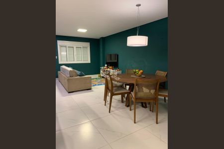 5_photo/95273b1199.76c9ba83eeb181e8-ATLAS-2f7272a6-a7fa-4310-b1dc-e0bc2ca825fd.jpg de casa à venda com 3 quartos, 140m² em Campeche Central, Florianópolis