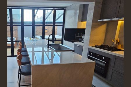 2_photo/95273b11b5.ead0744c2329e0c8-ATLAS-f6bf301f-d5d1-48fa-97bd-e4d64f4cfe92.jpg de casa à venda com 3 quartos, 160m² em Campeche Central, Florianópolis