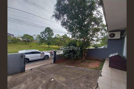 19_photo/95273b1207.edc826ca71654270-ATLAS-d7156738-d3d3-4d6e-96df-ad701ba5e3f0.jpg de casa à venda com 3 quartos, 118m² em Campeche Central, Florianópolis