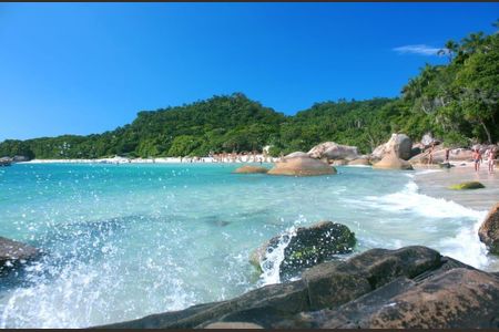 12_photo/95273b1313.c72937a7965233fd-ATLAS-8f5f3b91-d30e-4e4c-84e2-15cfee9c9122.jpg de apartamento à venda com 2 quartos, 67m² em Campeche, Florianópolis